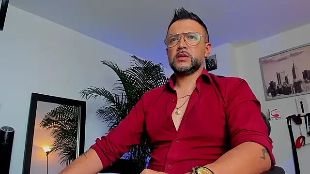 MrFrank tattoo online show from January 10, 2025, 3:58 pm