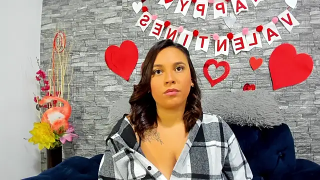 LizzRouse online show from February 12, 2025, 9:54 pm