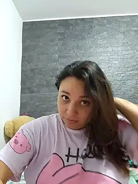 LizzRouse online show from November 14, 2025, 12:15 pm