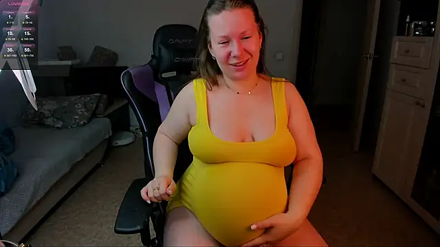 Snapshot of stella_vestal chatting on May 23, 2026, 4:29 am stella vestal online show from May 23, 2026, 4:29 am