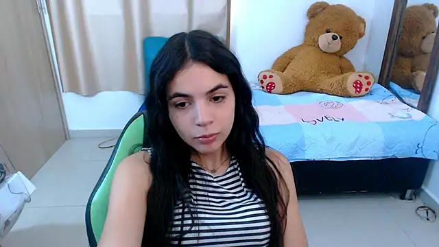  elenna online show from March 18, 2025, 5:31 pm