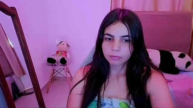  elenna online show from June 10, 2026, 5:56 pm