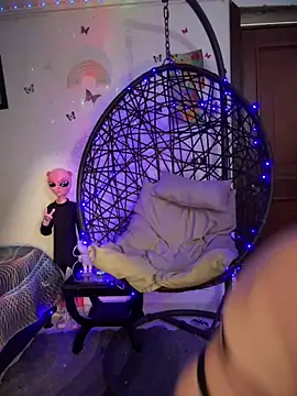 sahorix1 online show from February 16, 2025, 3:26 am