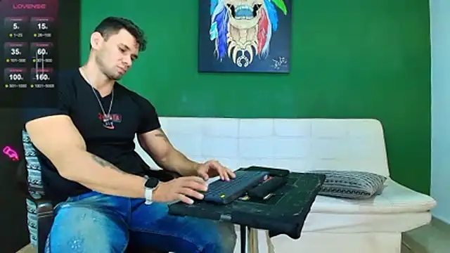 GendersonFit online show from November 3, 2025, 9:16 pm