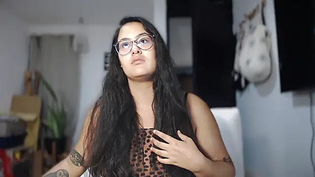 ZabathMiller online show from November 12, 2025, 2:01 am