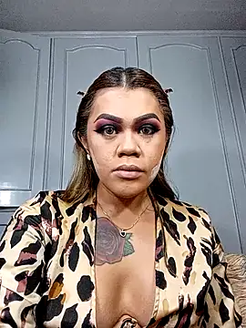 StellaStrong30 online show from October 28, 2025, 8:22 pm