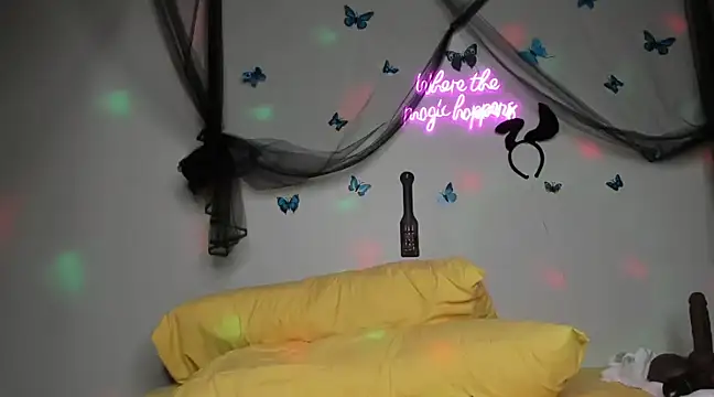 Snapshot of ThickAssRena chatting on January 30, 2025, 2:06 am ThickAssRena online show from January 30, 2025, 2:06 am