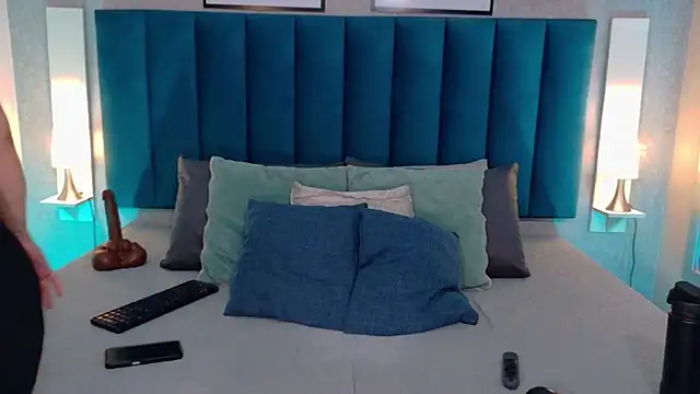 Madisonsmiith online show from January 17, 2026, 8:34 pm