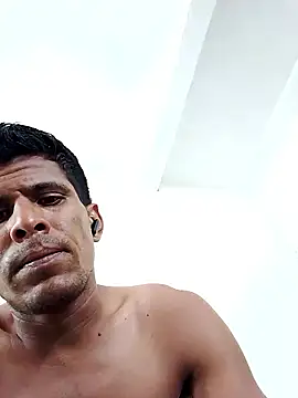 jezuzu1992 online show from October 6, 2025, 2:58 pm