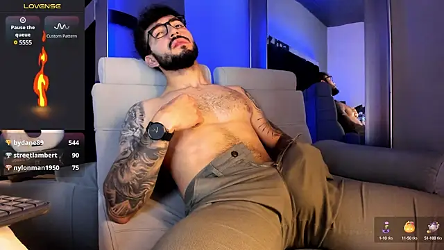 Snapshot of MarkWalker__ chatting on February 15, 2025, 1:27 pm MarkWalker online show from February 15, 2025, 1:27 pm