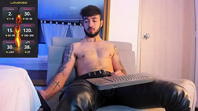 Snapshot of MarkWalker__ chatting on February 18, 2025, 10:16 am MarkWalker online show from February 18, 2025, 10:16 am