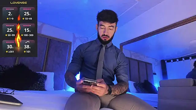 Snapshot of MarkWalker__ chatting on March 10, 2025, 10:15 am MarkWalker online show from March 10, 2025, 10:15 am