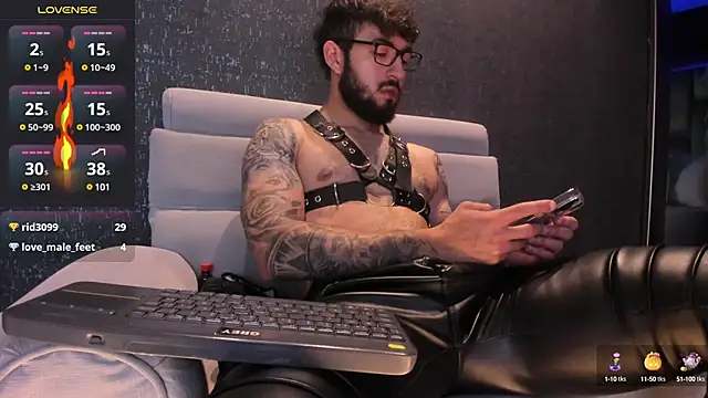 Snapshot of MarkWalker__ chatting on March 15, 2025, 1:18 pm MarkWalker online show from March 15, 2025, 1:18 pm