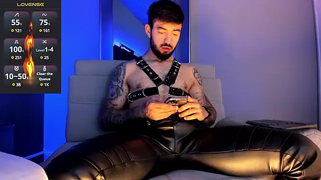 Snapshot of MarkWalker__ chatting on March 16, 2025, 10:22 am MarkWalker online show from March 16, 2025, 10:22 am