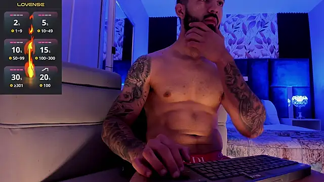 Snapshot of MarkWalker__ chatting on September 25, 2025, 9:46 am MarkWalker online show from September 25, 2025, 9:46 am