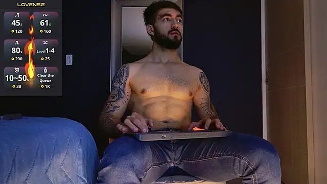 Snapshot of MarkWalker__ chatting on November 21, 2025, 10:14 am MarkWalker online show from November 21, 2025, 10:14 am