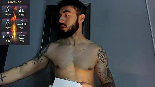 Snapshot of MarkWalker__ chatting on December 2, 2025, 10:09 am MarkWalker online show from December 2, 2025, 10:09 am