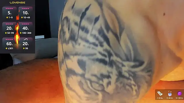 Snapshot of MarkWalker__ chatting on December 5, 2025, 10:13 am MarkWalker online show from December 5, 2025, 10:13 am