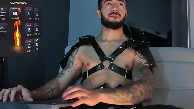 Snapshot of MarkWalker__ chatting on December 19, 2025, 10:11 am MarkWalker online show from December 19, 2025, 10:11 am