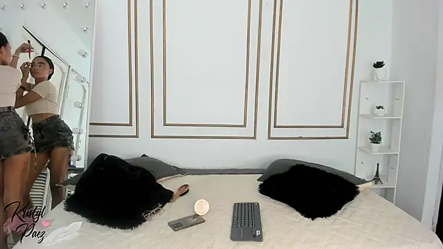 kristyl paez online show from December 4, 2025, 7:00 pm