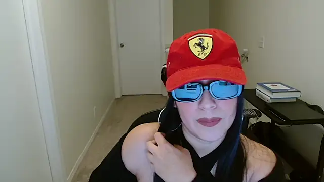 Snapshot of Sassy_Latina chatting on November 30, 2025, 4:49 am Sassy Latina online show from November 30, 2025, 4:49 am