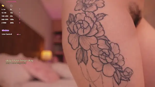 tatikiss  online show from January 6, 2026, 11:58 am