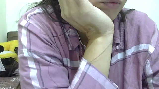 Snapshot of lovelydesi21 chatting on April 8, 2026, 5:18 am lovelydesi21 online show from April 8, 2026, 5:18 am