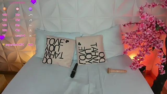 cora 22 online show from March 14, 2025, 3:58 pm