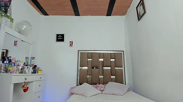 kendall-ewers online show from October 29, 2025, 11:39 pm