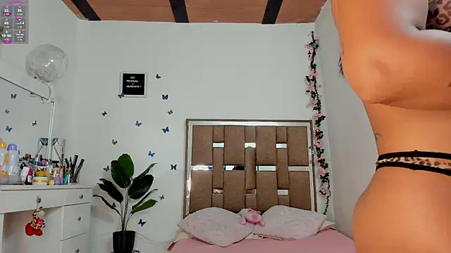 kendall-ewers online show from April 11, 2026, 1:43 am