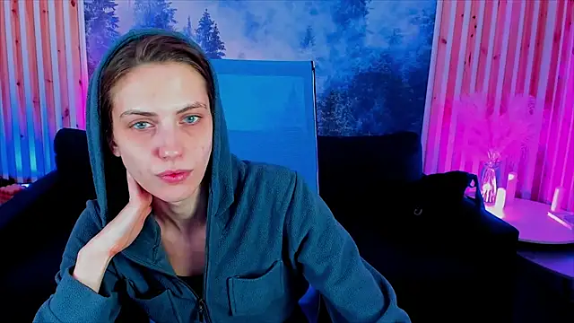 Snapshot of EmilyWilden chatting on October 3, 2025, 8:11 am EmilyWilden online show from October 3, 2025, 8:11 am