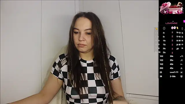 Snapshot of anna_from_heavenTV chatting on January 13, 2025, 7:43 am anna from heavenTV online show from January 13, 2025, 7:43 am