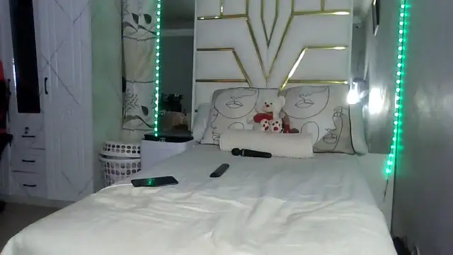 SexyyNana online show from October 17, 2025, 11:29 pm