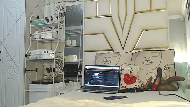 SexyyNana online show from March 9, 2026, 2:15 am