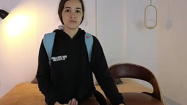 sexychanell 18 online show from November 11, 2025, 1:11 pm