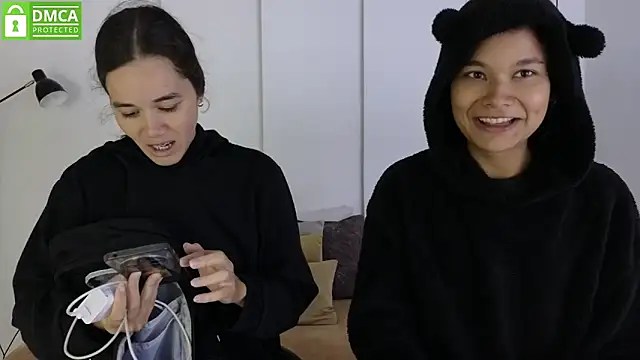 sexychanell 18 online show from February 18, 2026, 1:18 pm