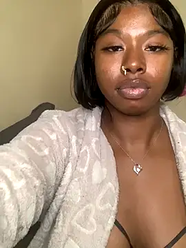 Snapshot of TinyBlazian901 chatting on October 4, 2025, 8:18 pm TinyBlazian901 online show from October 4, 2025, 8:18 pm