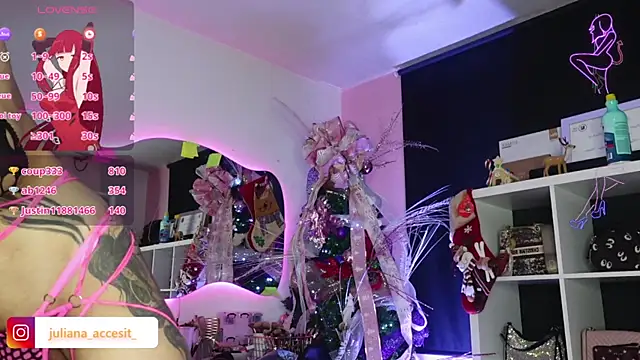 Snapshot of caroline_cossei chatting on December 21, 2024, 11:11 am caroline cossei online show from December 21, 2024, 11:11 am