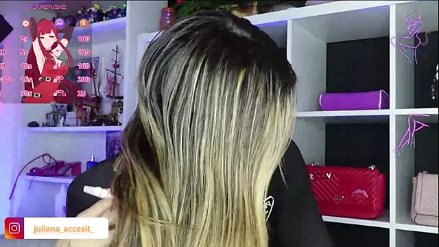 Snapshot of caroline_cossei chatting on February 10, 2025, 9:04 am caroline cossei online show from February 10, 2025, 9:04 am