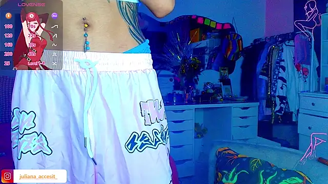 caroline cossei online show from March 11, 2026, 12:27 am