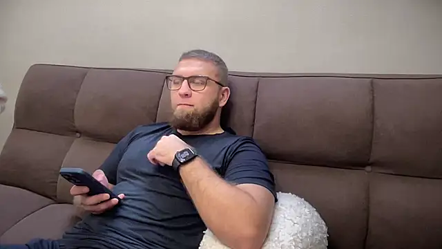 Bear bear  online show from December 26, 2024, 7:45 am