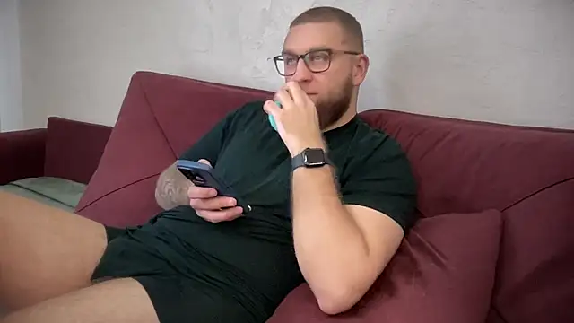 Bear bear  online show from March 21, 2025, 10:17 am