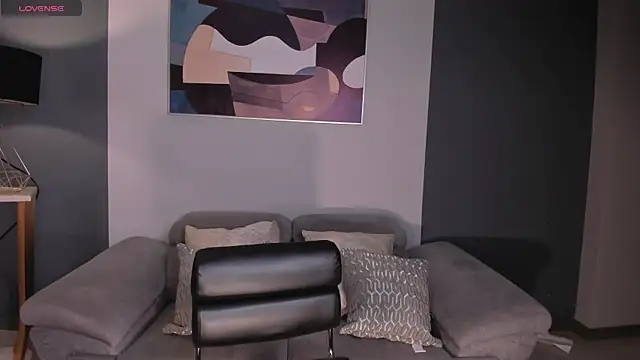 JuanitaClay online show from February 17, 2025, 12:16 pm