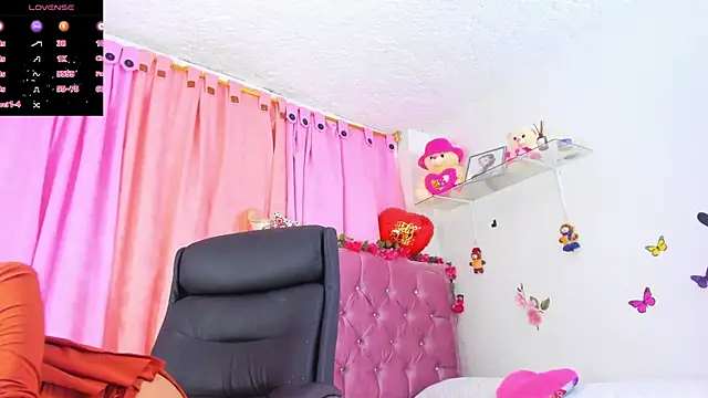 Snapshot of azahara_nagi chatting on April 22, 2026, 8:06 am azahara nagi online show from April 22, 2026, 8:06 am