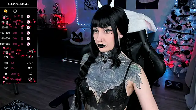 Snapshot of RachelQueen_ chatting on February 4, 2025, 11:05 am RachelQueen online show from February 4, 2025, 11:05 am