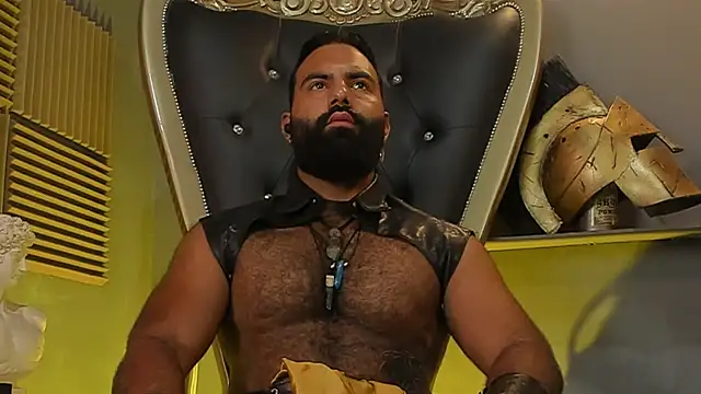 BeardAndrew online show from November 13, 2025, 3:05 am