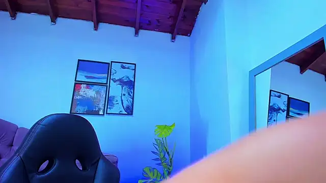 Gretta Queen online show from March 16, 2025, 1:49 am