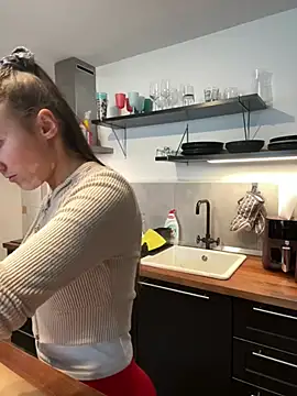 spottyyy online show from February 25, 2026, 10:36 am