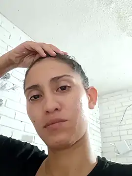 valeriaswang Lucas online show from September 12, 2025, 2:33 am