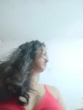 valeriaswang Lucas online show from February 5, 2026, 4:55 pm